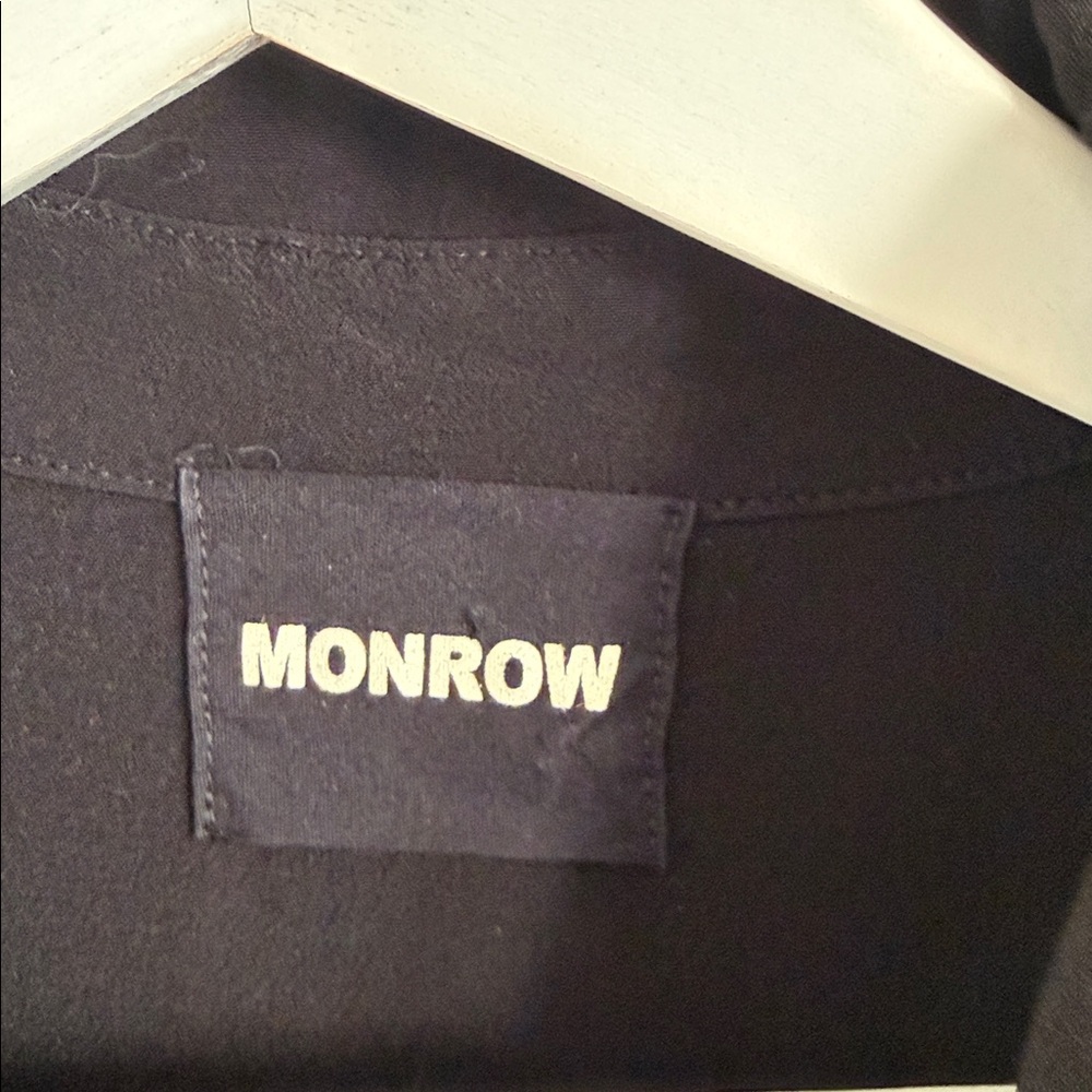 MONROW Crepe Long Sleeve Jumpsuit - Picture 5 of 10